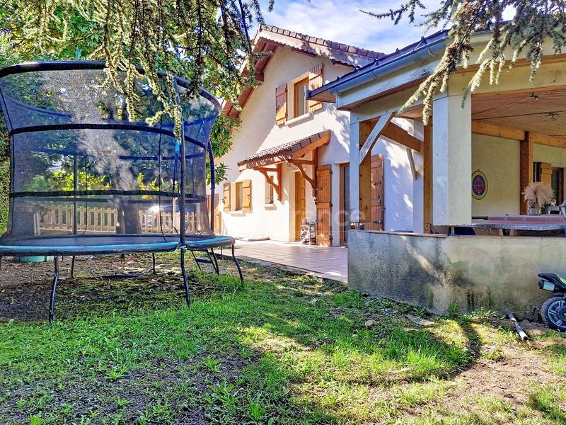 Maison - 106 m² - 5 pièces