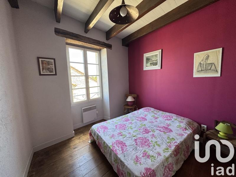 Maison - 240 m² - 7 pièces