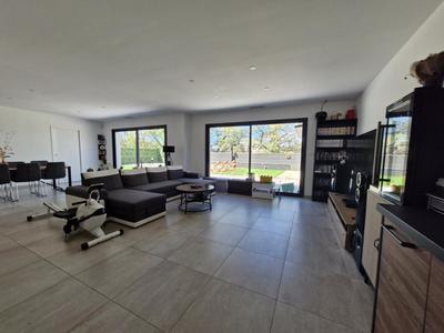 Villa - 138 m² - 4 pièces