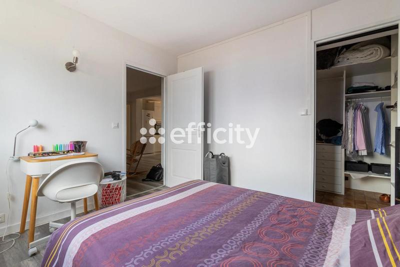 Appartement - 90 m² - 5 pièces