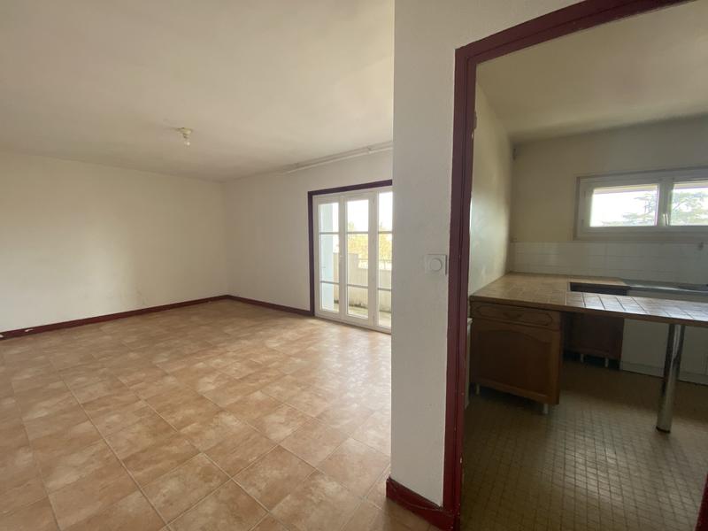 Appartement - 75 m² - 4 pièces