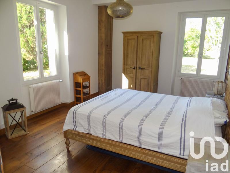 Maison - 180 m² - 5 pièces