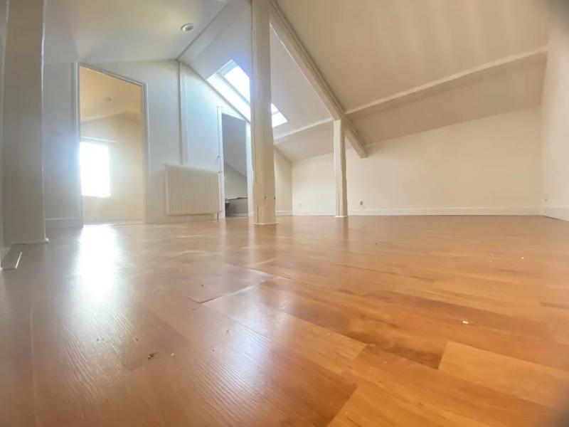 Duplex - 122 m² - 5 pièces