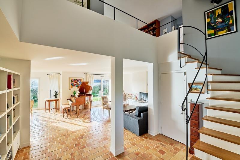 Maison - 210 m² - 8 pièces