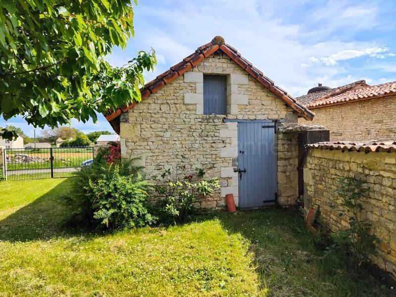 Maison en pierre - 146 m² - 4 pièces