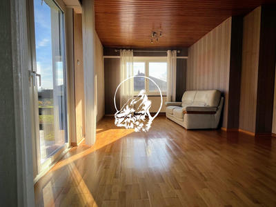 Maison - 99 m² - 4 pièces