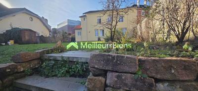 Maison - 94 m² - 5 pièces