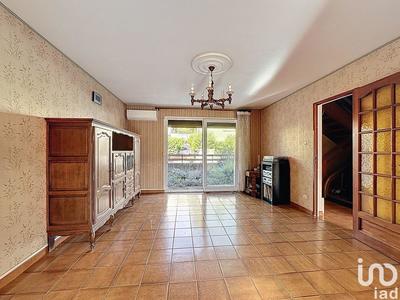 Maison - 93 m² - 4 pièces