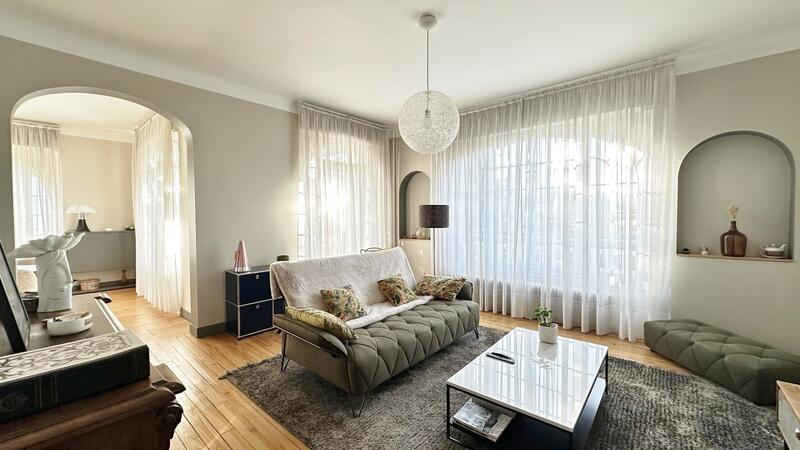 Maison bourgeoise - 203 m² - 7 pièces