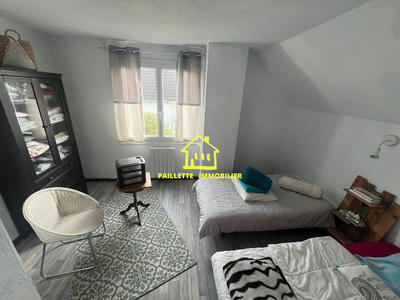 Maison traditionnelle - 125 m² - 5 pièces