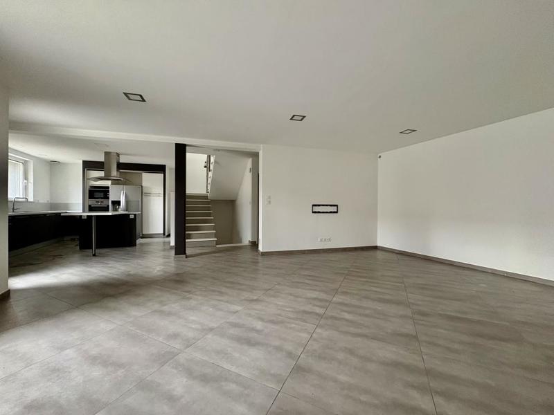 Maison - 159 m² - 5 pièces