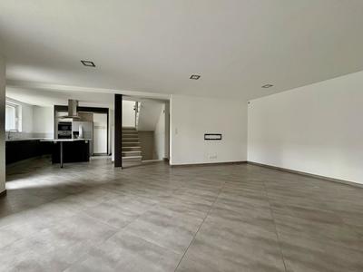 Maison - 159 m² - 5 pièces