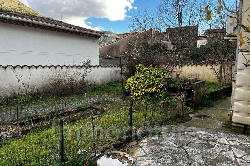 Villa - 122 m² - 7 pièces