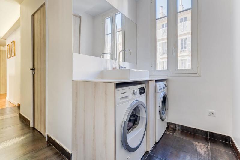 Appartement - 100 m² - 4 pièces