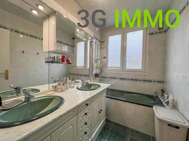 Appartement - 77 m² - 3 pièces