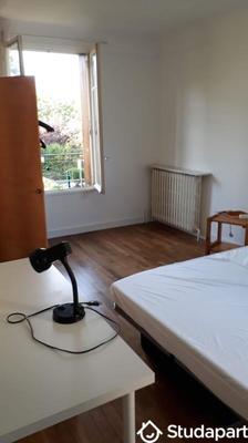 Chambre - 13 m² - 1 pièce