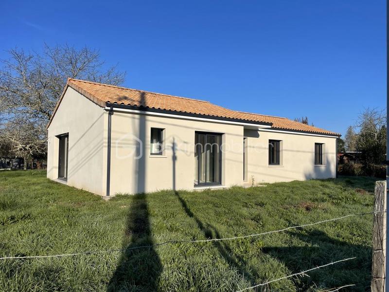 Maison - 110 m² - 5 pièces