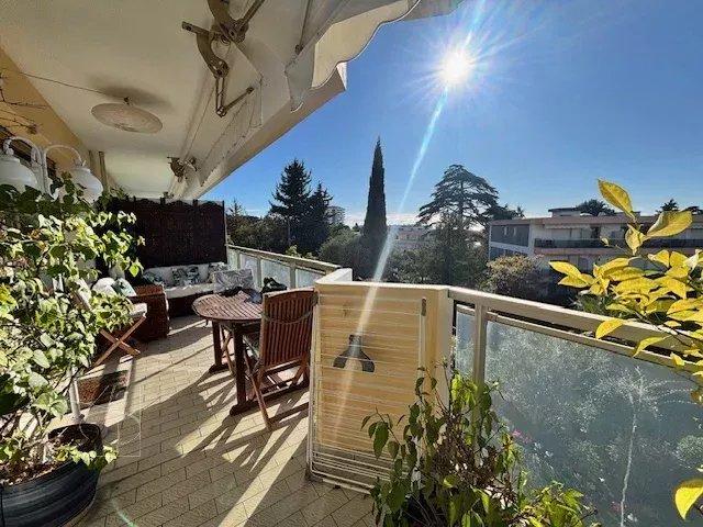 Appartement - 78 m² - 3 pièces