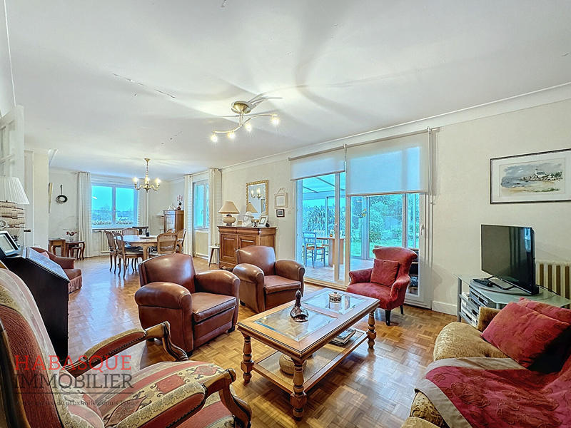 Maison - 130 m² - 6 pièces