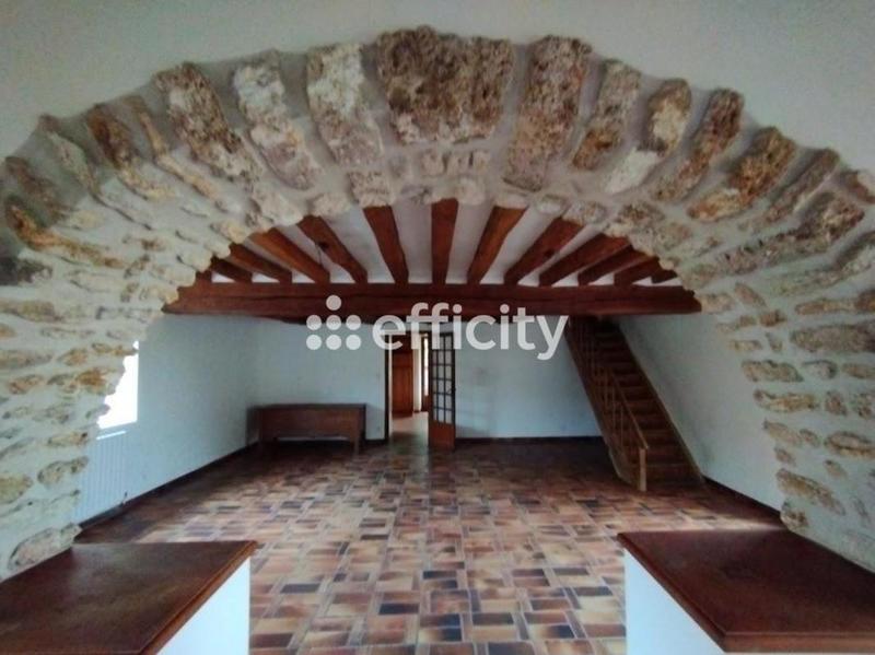 Maison - 256 m² - 8 pièces