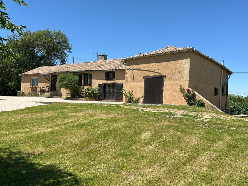 Maison - 191 m² - 16 pièces