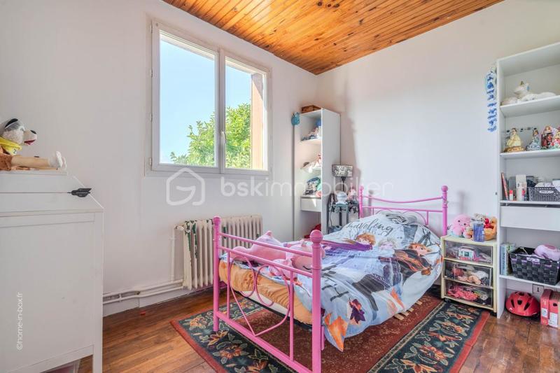 Maison - 161 m² - 11 pièces