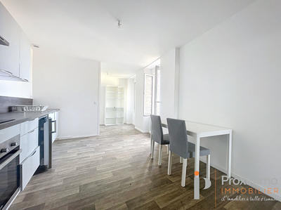 Appartement - 81 m² - 3 pièces