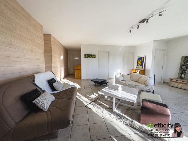 Maison - 162 m² - 6 pièces