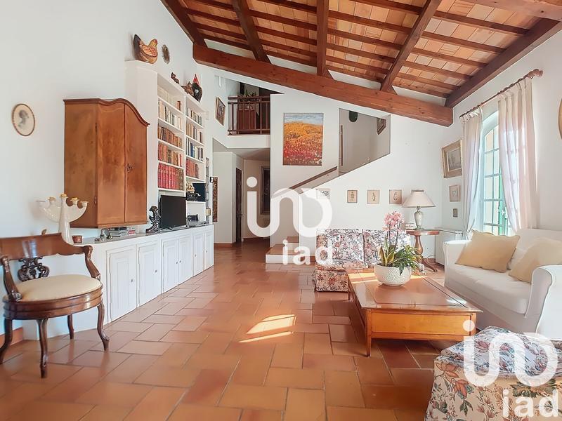 Maison - 188 m² - 11 pièces