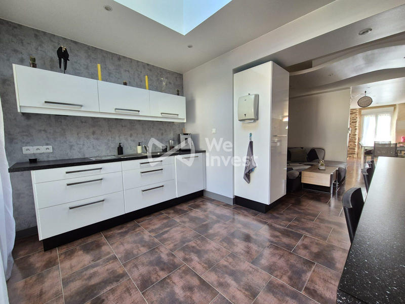 Maison - 137 m² - 5 pièces