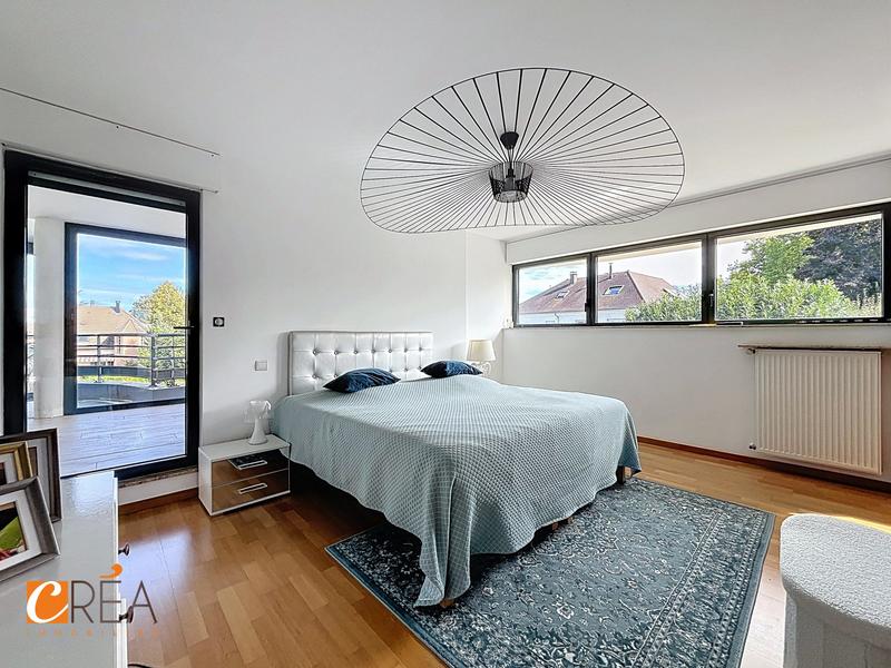 Villa - 325 m² - 7 pièces