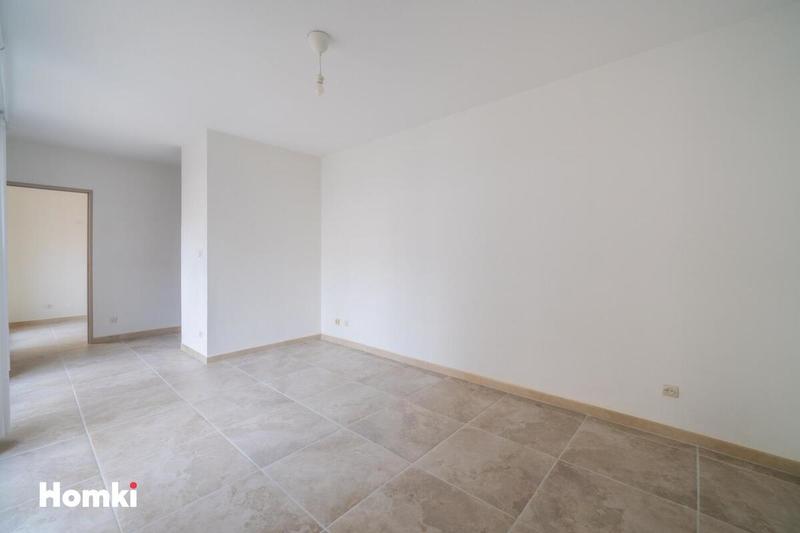 Studio - 28 m² - 2 pièces