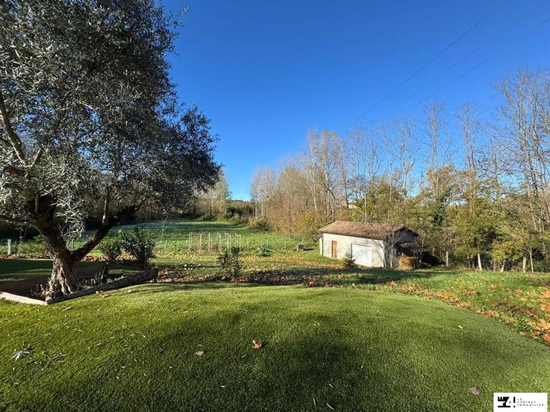 Maison traditionnelle - 123 m² - 6 pièces