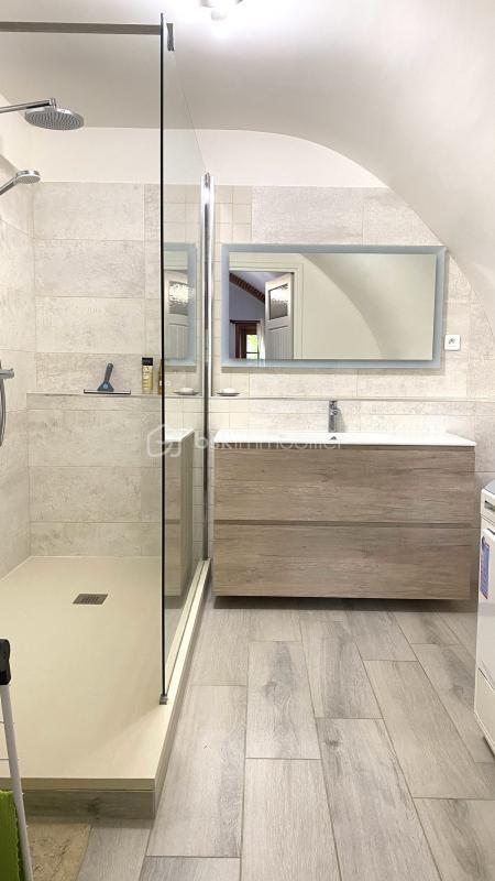 Demeure - 235 m² - 8 pièces