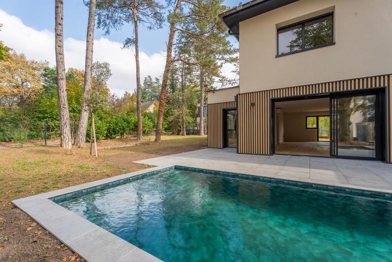 Maison - 150 m² - 5 pièces