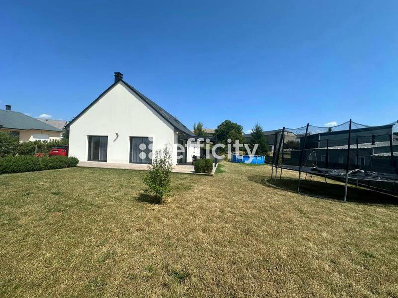 Maison - 138 m² - 6 pièces