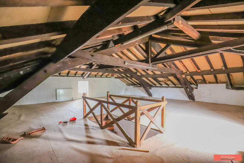 Maison - 169 m² - 6 pièces