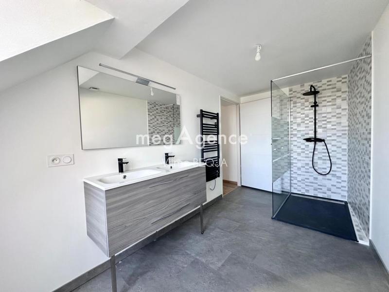 Maison - 143 m² - 5 pièces