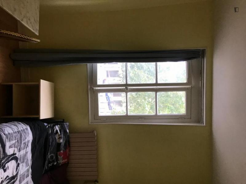 Chambre - 14 pièces