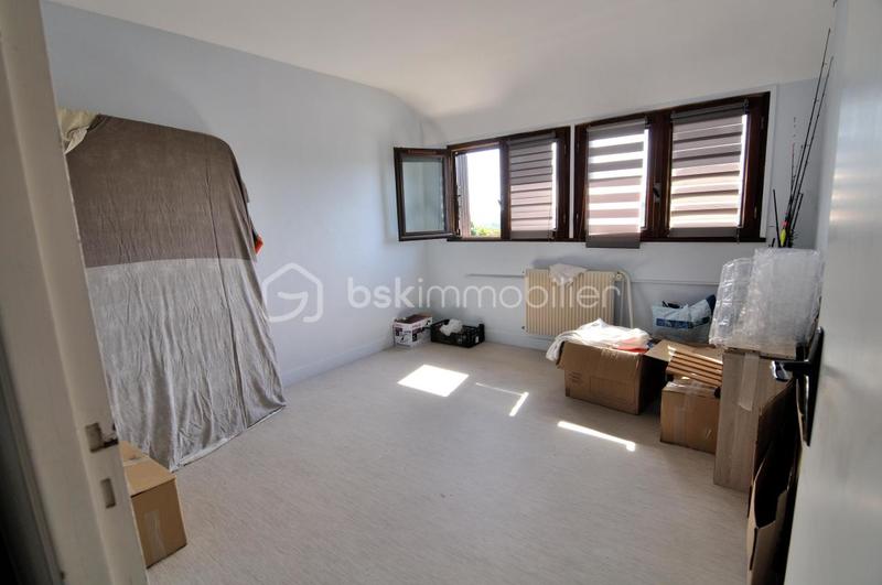 Maison traditionnelle - 105 m² - 5 pièces