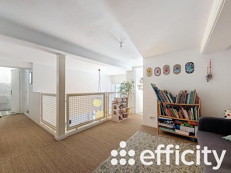 Appartement - 120 m² - 5 pièces