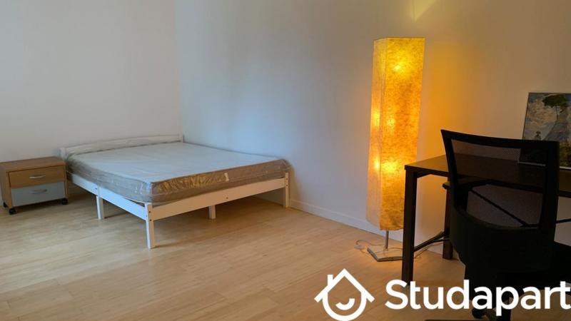 Chambre - 15 m² - 1 pièce