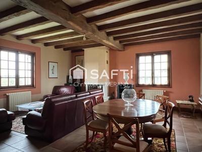 Maison - 152 m² - 10 pièces