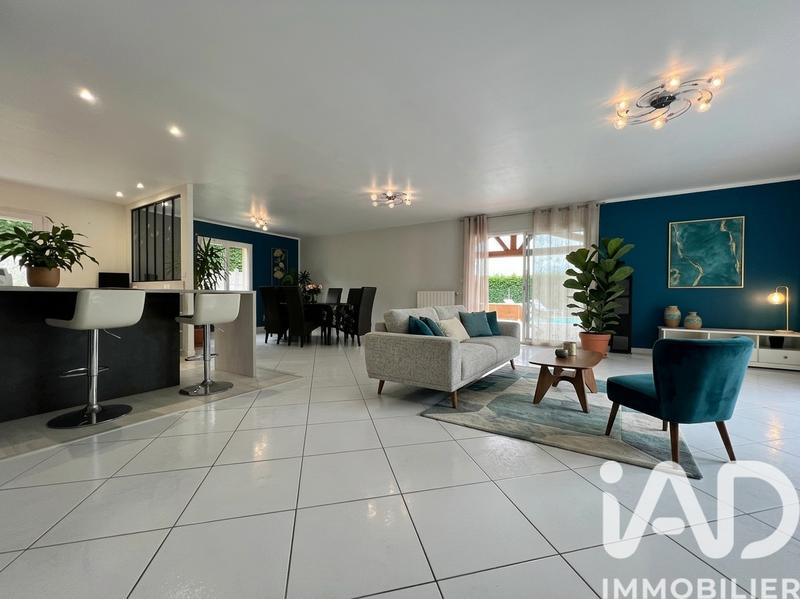 Maison - 161 m² - 5 pièces