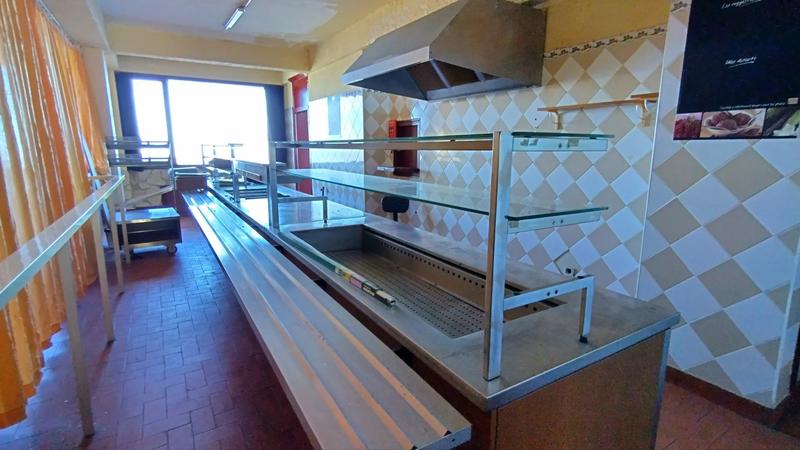 Bureau - 468 m² - 6 pièces