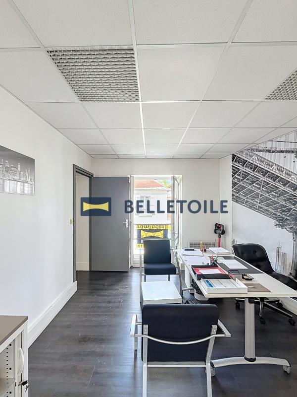 Bureau - 66 m²