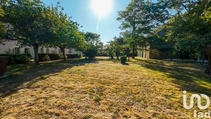 Maison - 375 m² - 11 pièces