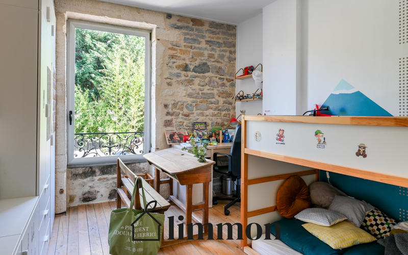 Maison - 160 m² - 5 pièces
