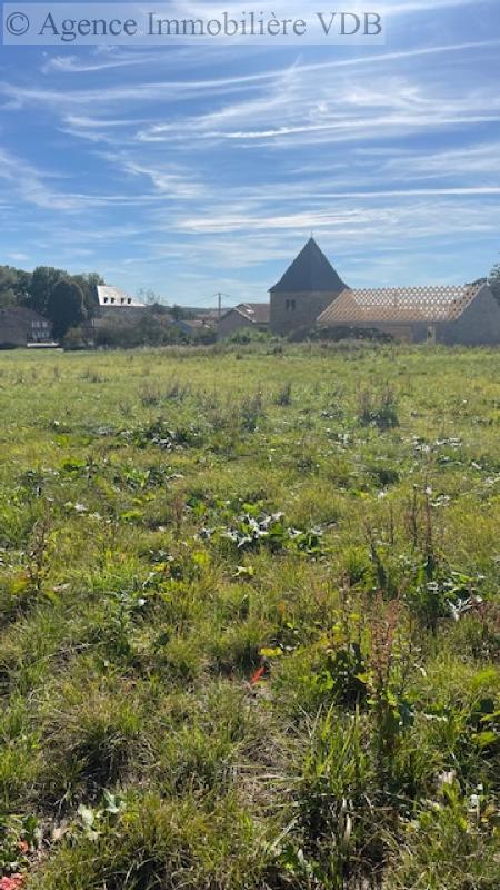 Terrain constructible - 1 736 m²