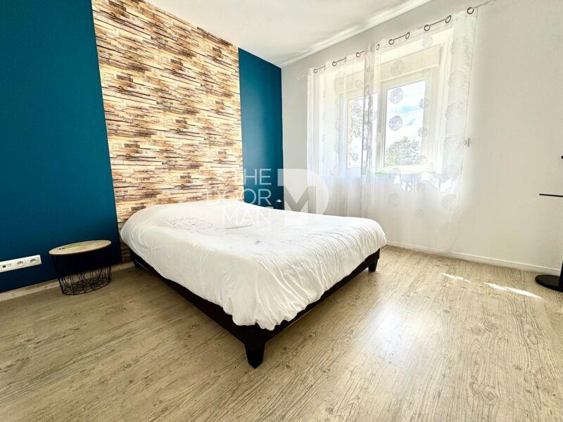 Maison - 194 m² - 7 pièces